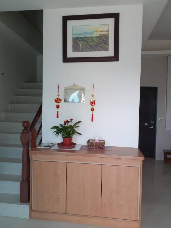 Lu He Feng Homestay Wujie Bagian luar foto