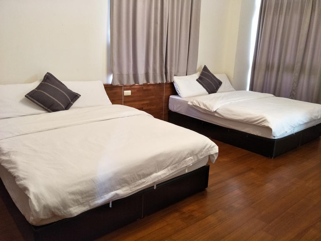 Lu He Feng Homestay Wujie Bagian luar foto