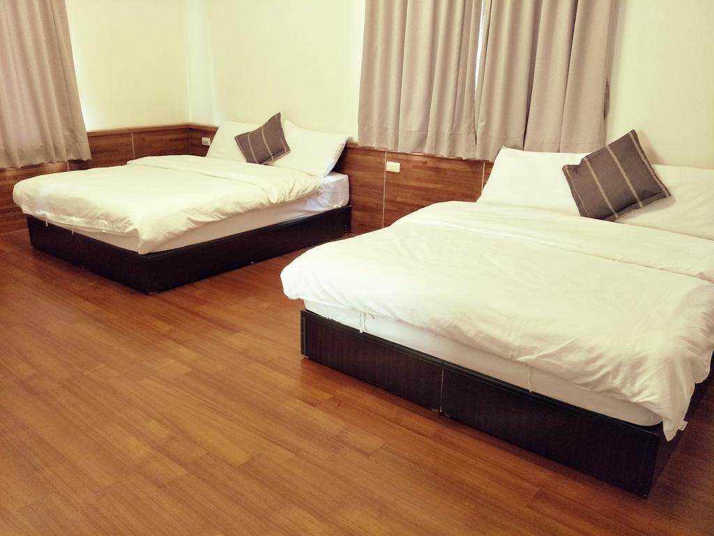 Lu He Feng Homestay Wujie Bagian luar foto